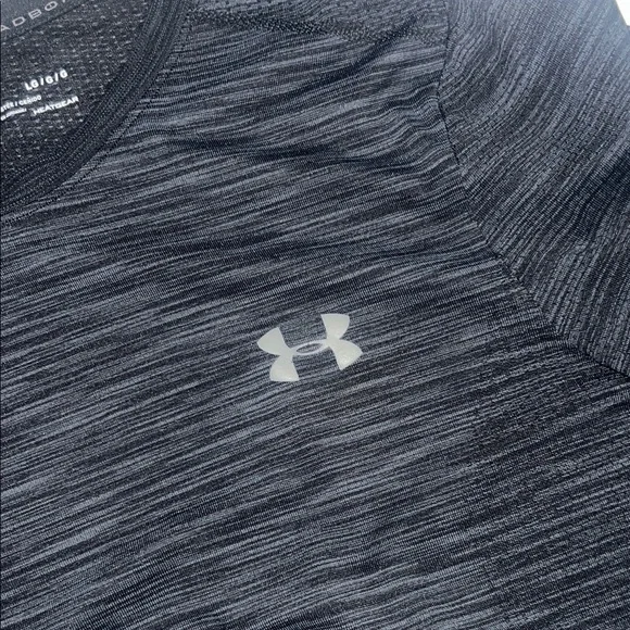 Under Armour Men’s L Black Shirt - Picture 4 of 9